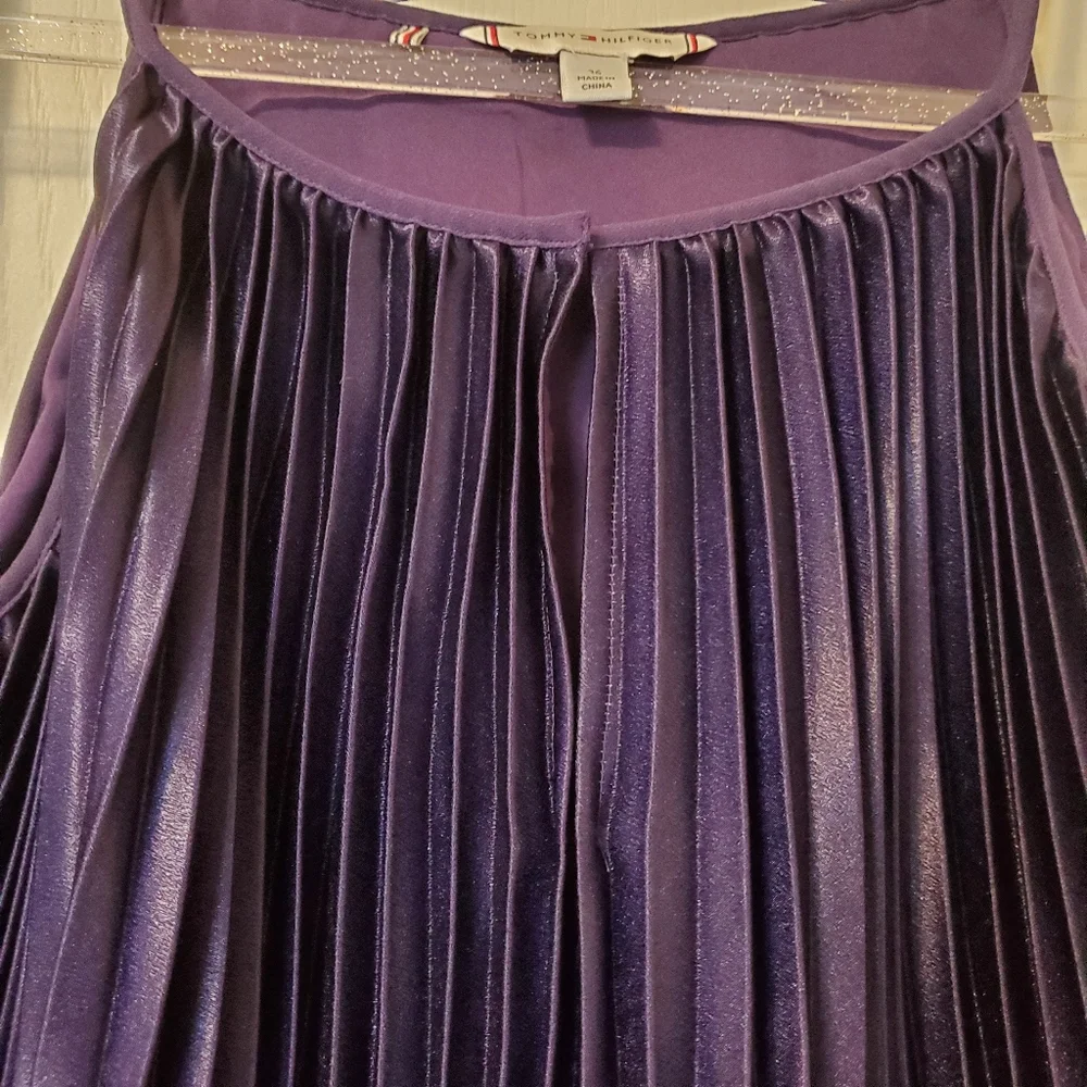 Tommy Hilfiger- Purple to Silver Ombre Pleated Maxi Dress (size 36) - Picture 5 of 17